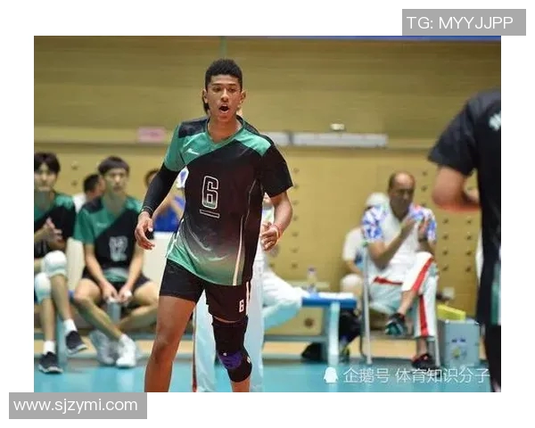 哈维西蒙斯:新生代足球天才的崛起与未来展望 哈维西蒙斯:新生代足球天才的崛起与未来展望